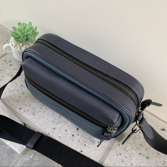 NWT Coach Thompson Small Camera Bag - Picture 13 of 17